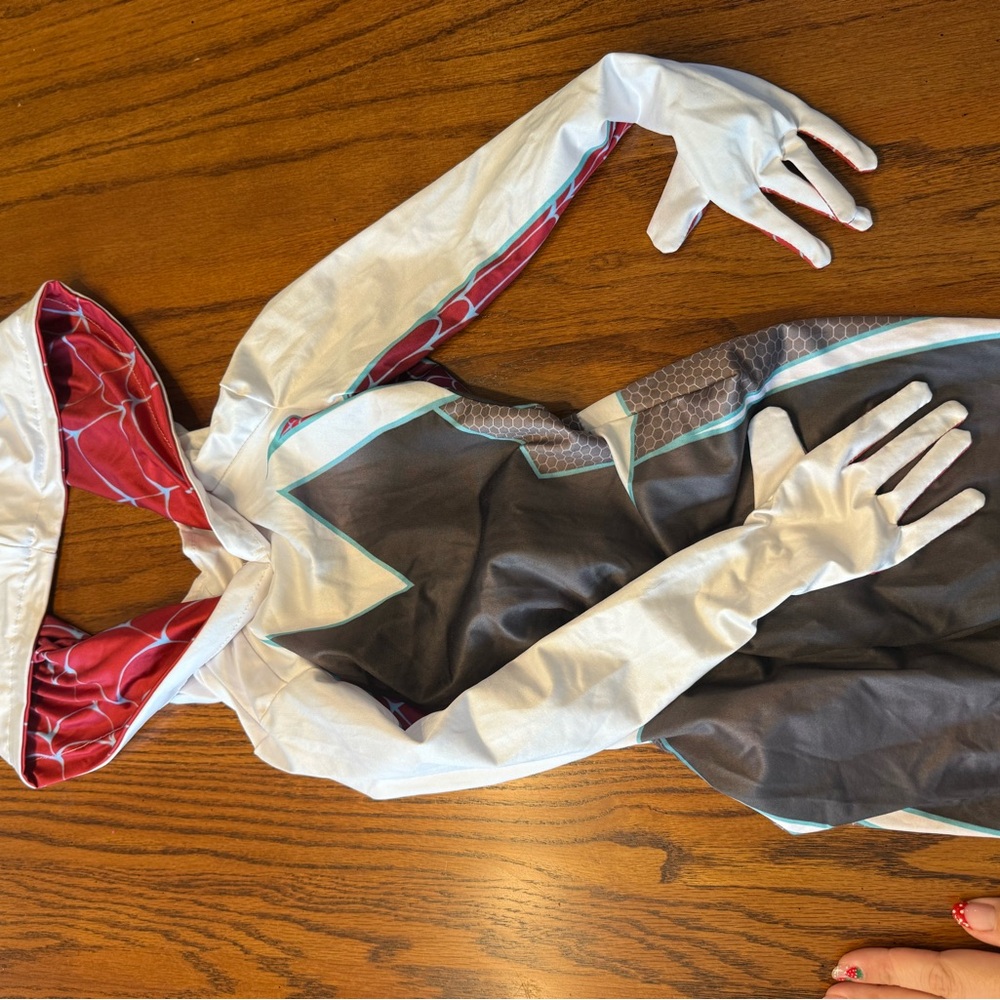 Spider-Inspired Kids Costume - White and Gray